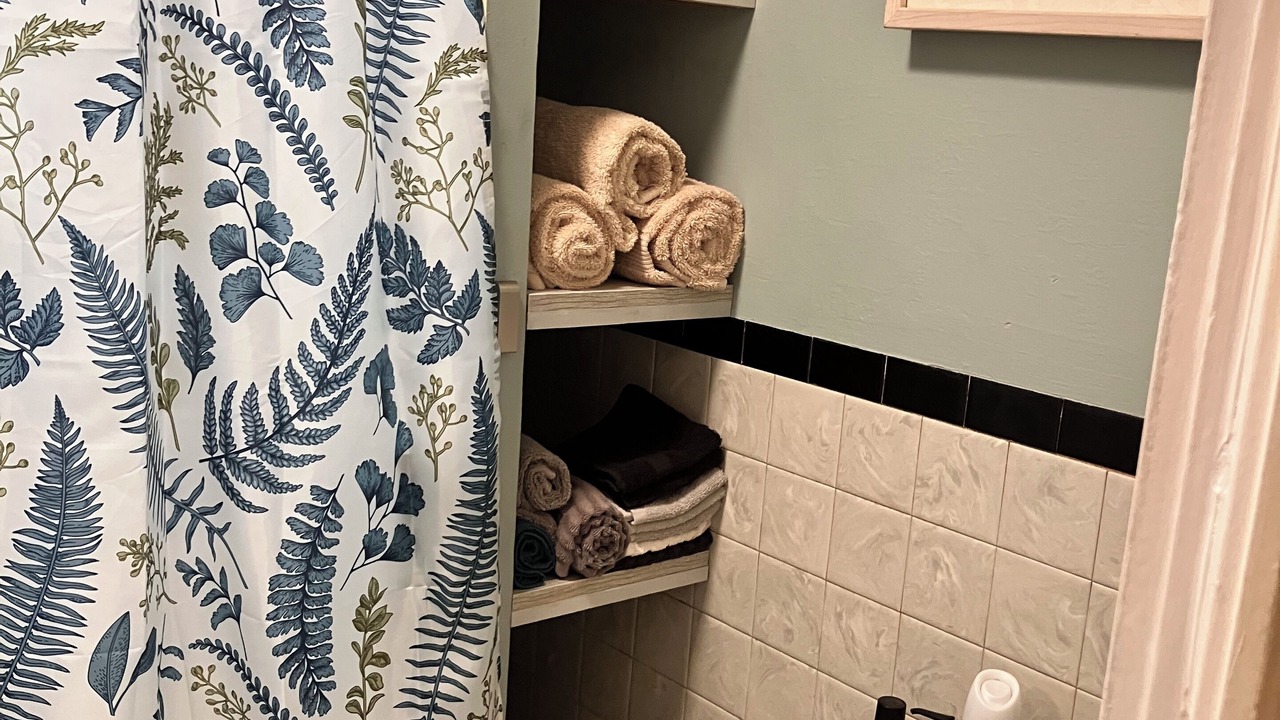 Photo of Bathroom in Leavenworth