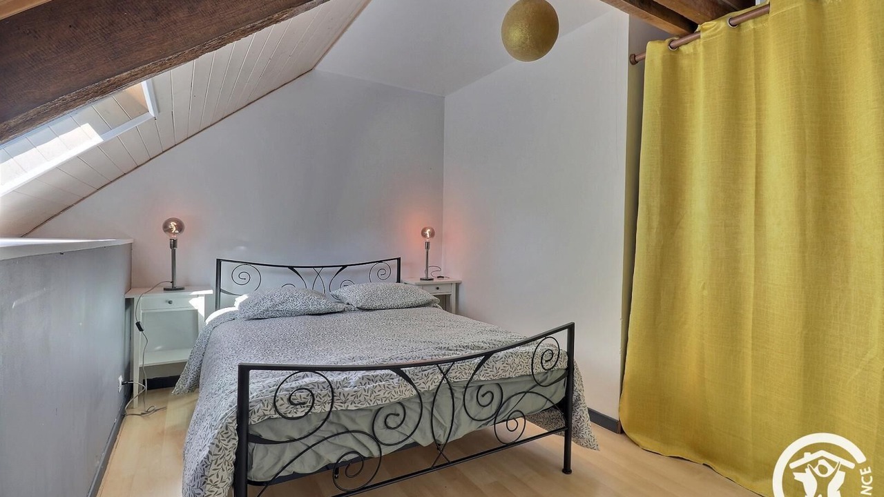 Photo of Bedroom in Combourg