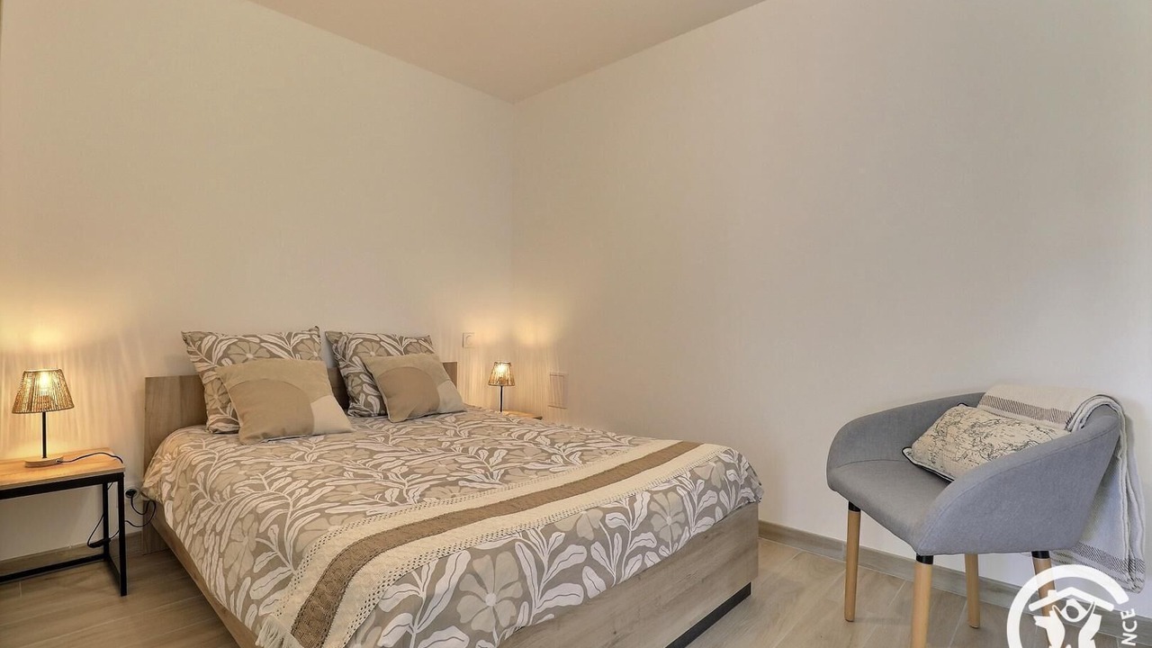 Photo of Bedroom in Saint-Pere