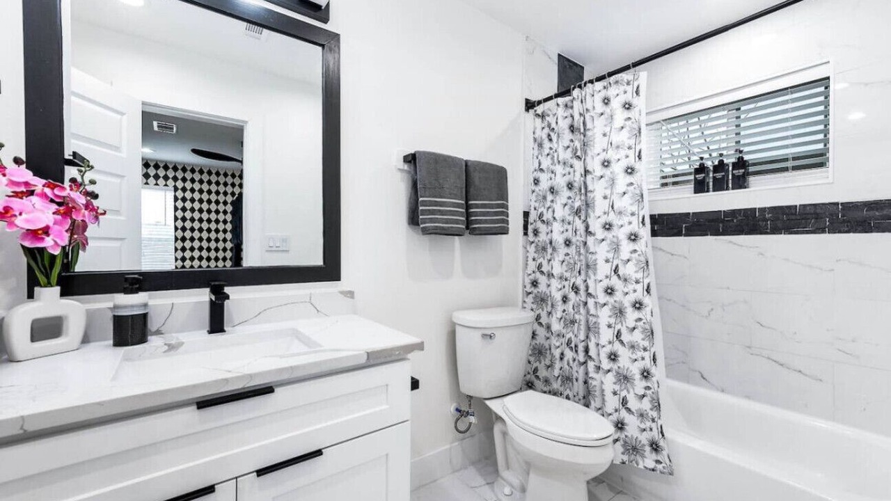 Photo of Bathroom in OST - South Union