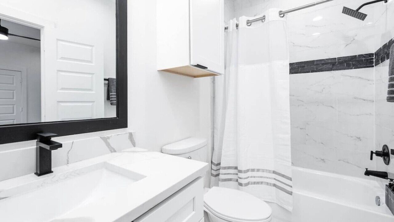 Photo of Bathroom in OST - South Union