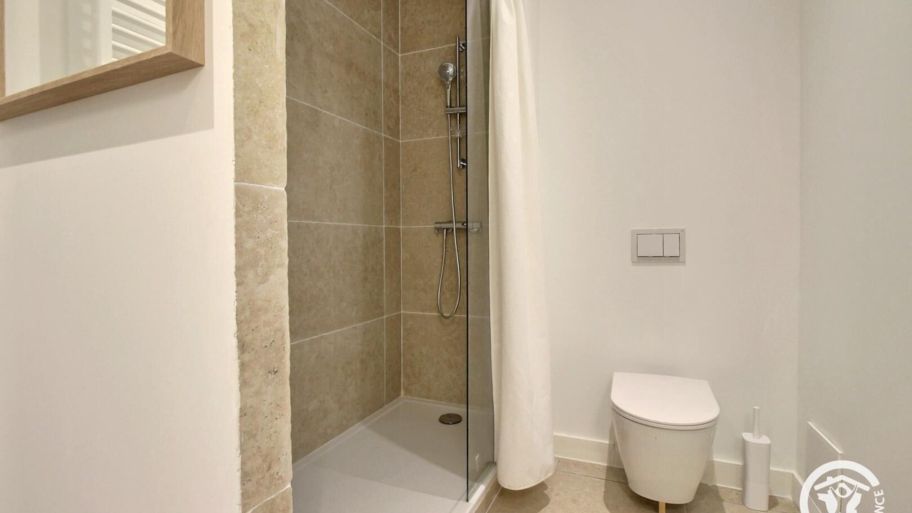 Photo of Bathroom in Groix