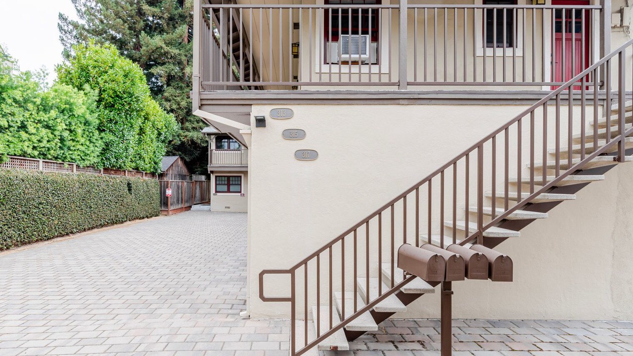 Photo of Outdoor in Downtown North