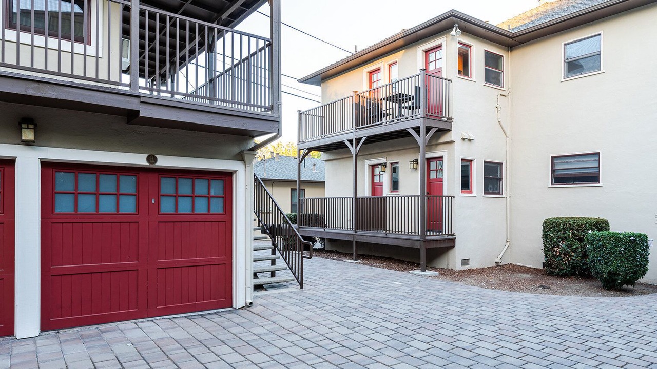 Photo of Outdoor in Downtown North