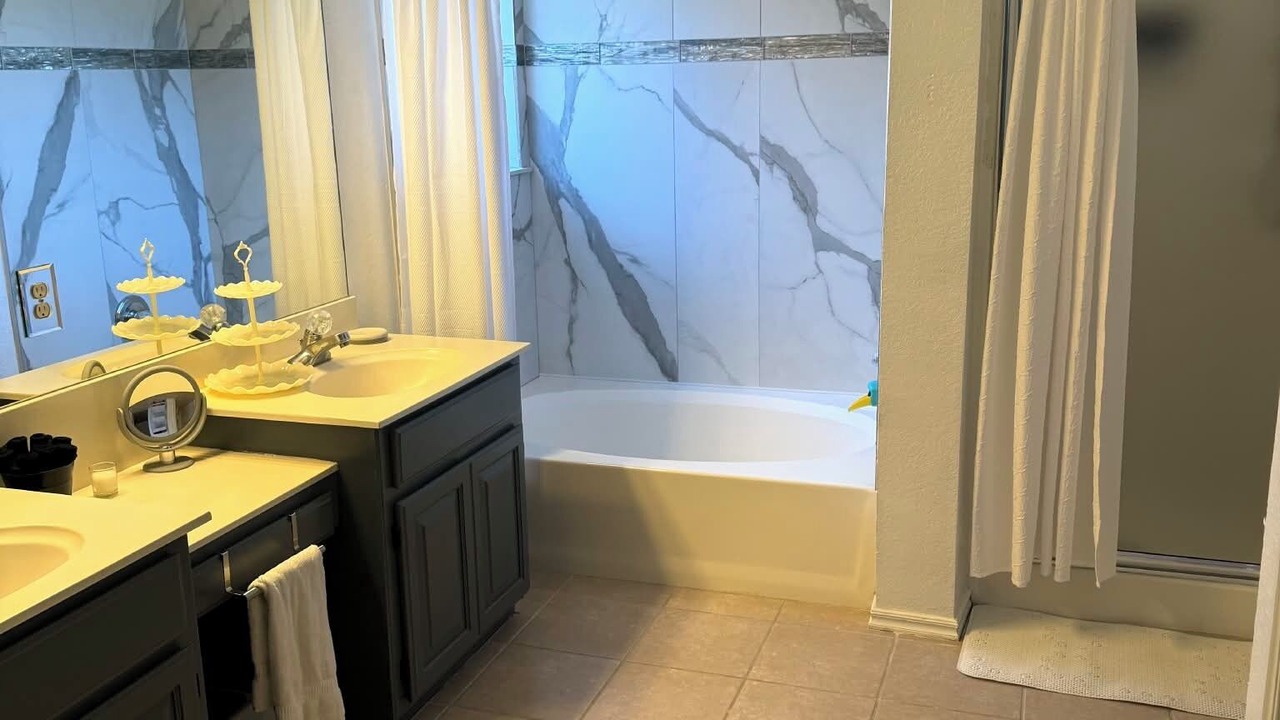 Photo of Bathroom in Moore