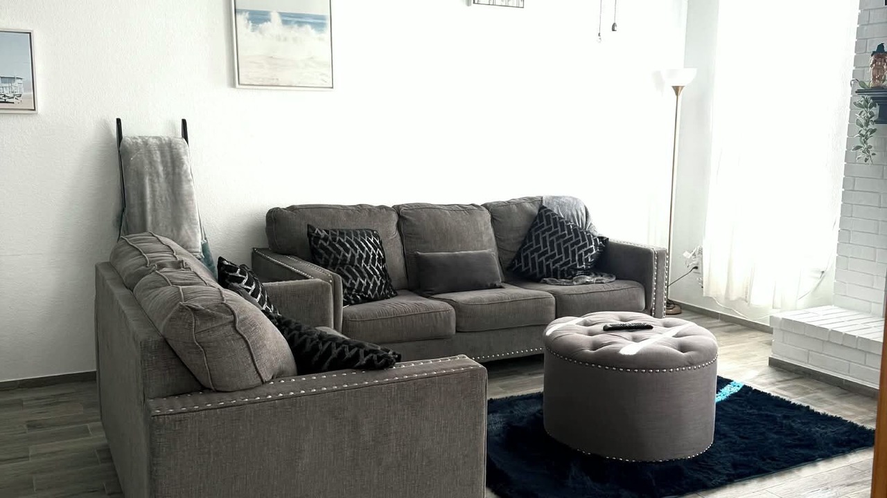 Photo of Livingroom in Moore