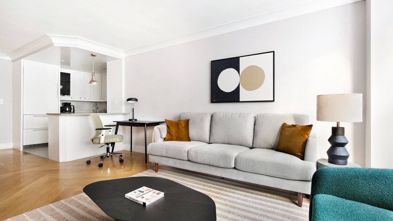 Photo of Livingroom in Manhattan Valley