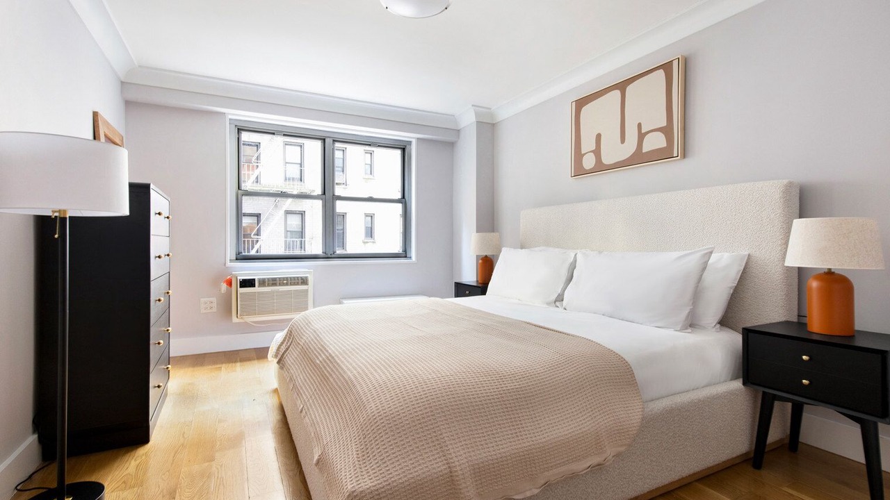 Photo of Bedroom in Manhattan Valley