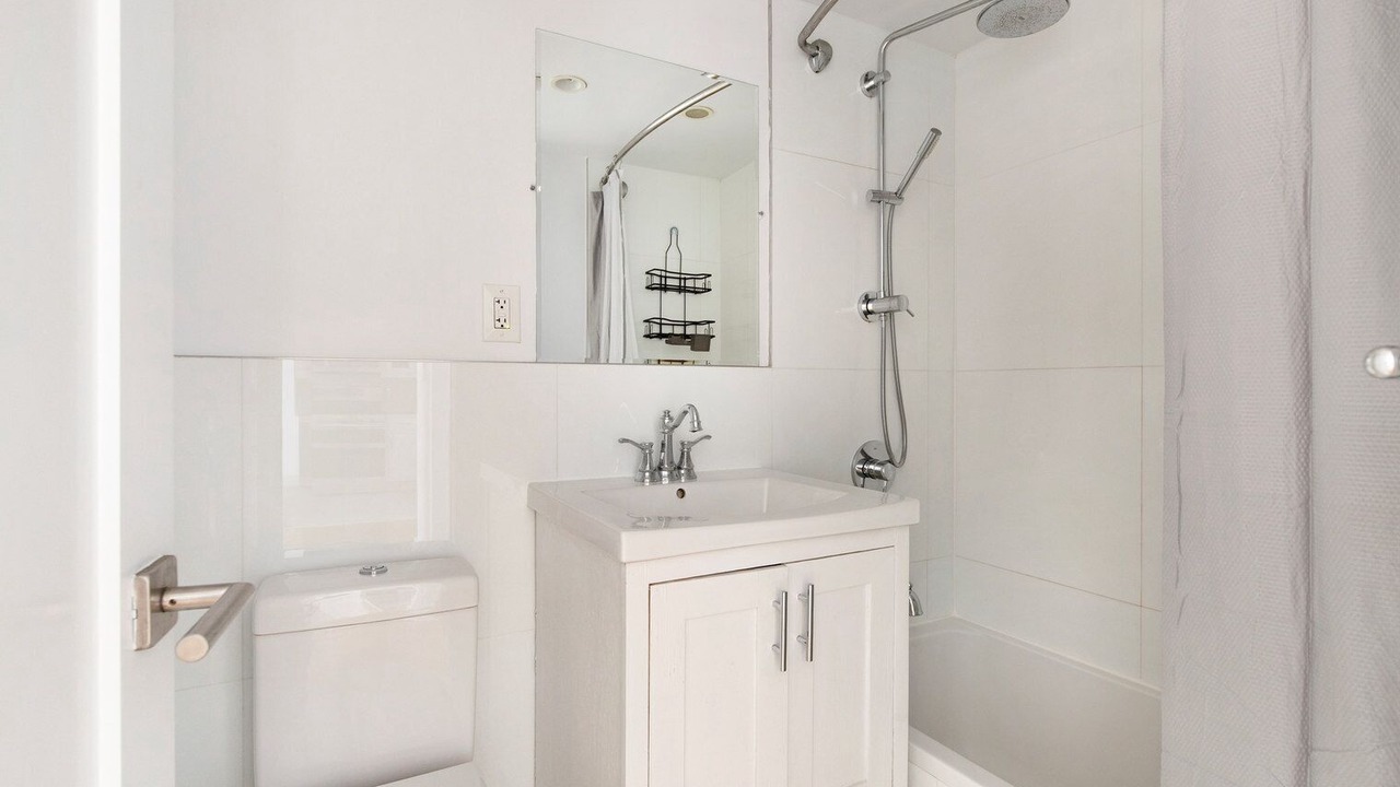 Photo of Bathroom in Manhattan Valley