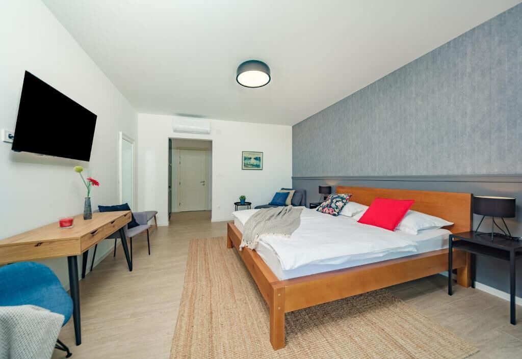 Photo of Bedroom in Catrnja