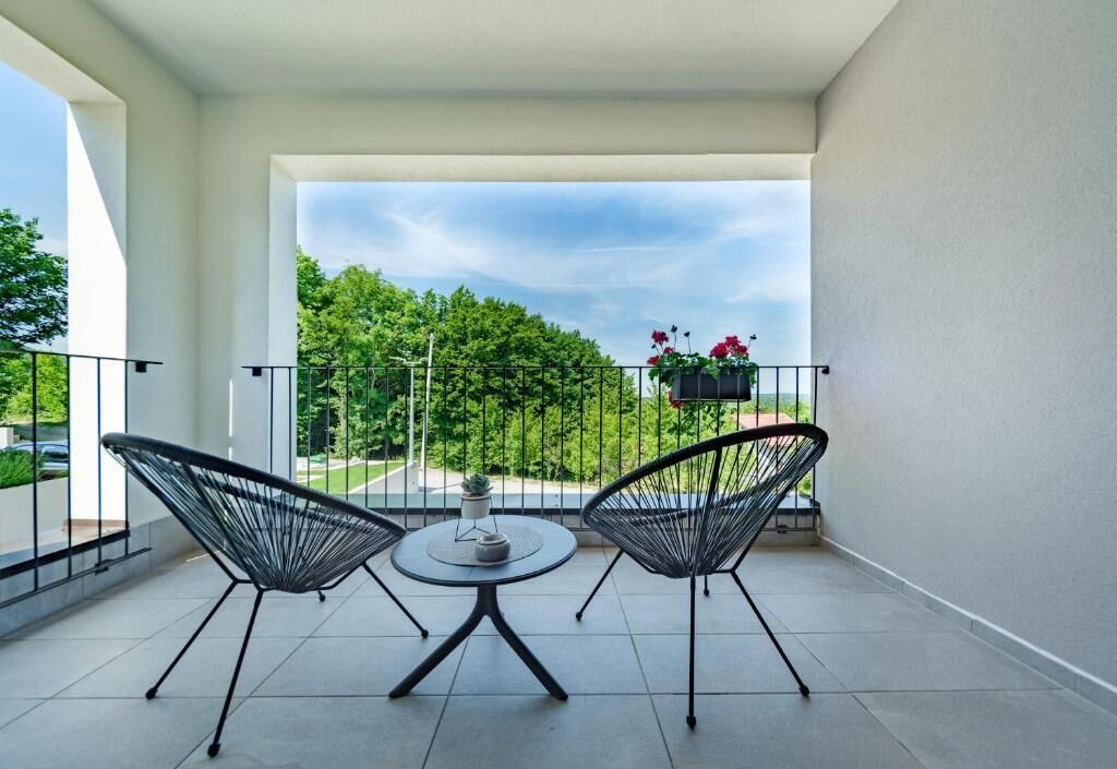 Photo of Patio Balcony in Catrnja