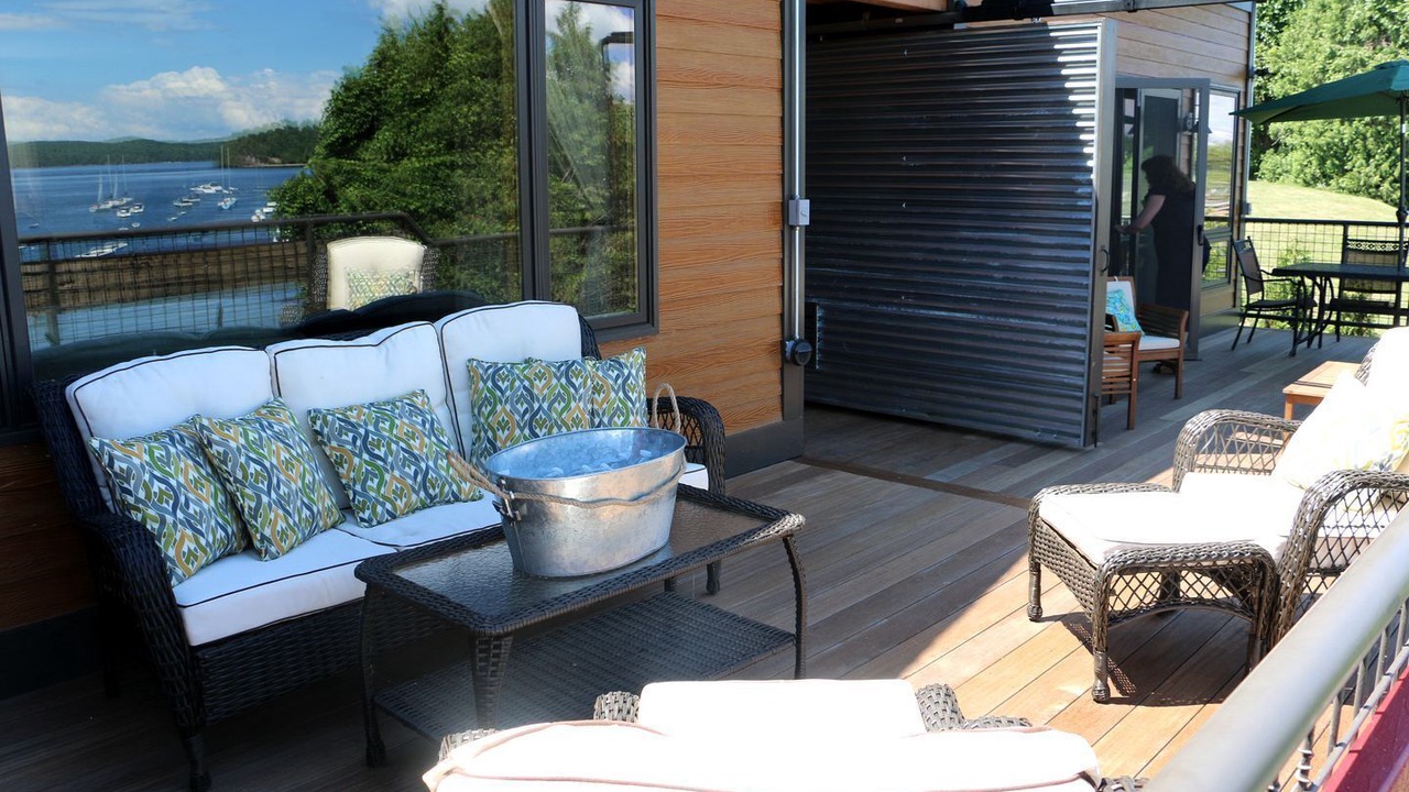 Photo of Patio Balcony in Malletts Bay