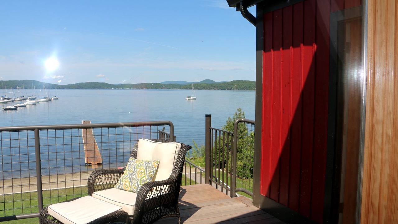 Photo of Patio Balcony in Malletts Bay