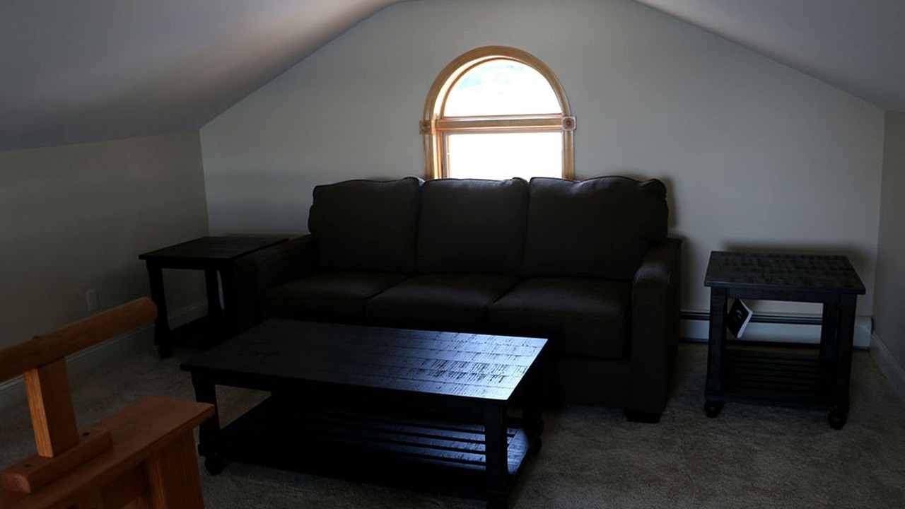 Photo of Livingroom in Malletts Bay
