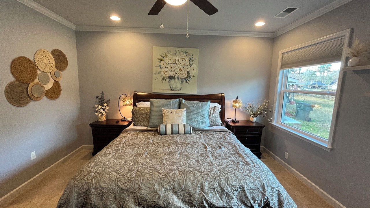 Photo of Bedroom in Mid America