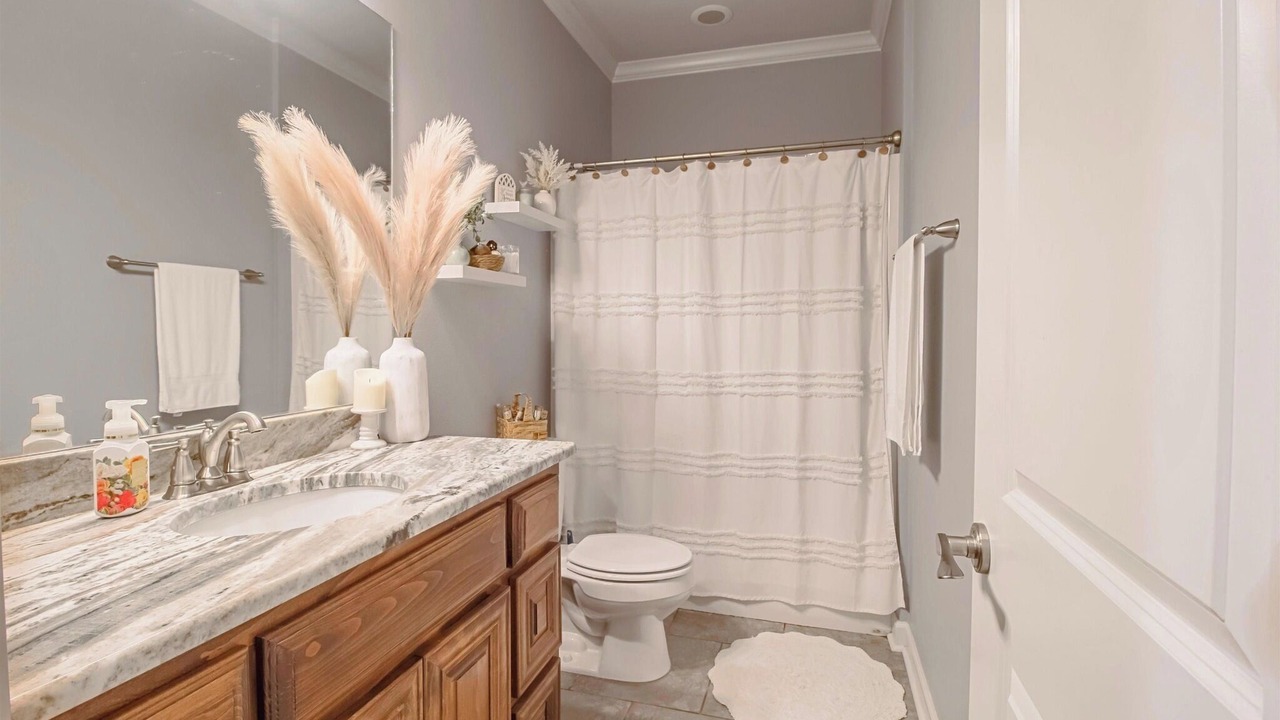Photo of Bathroom in Mid America