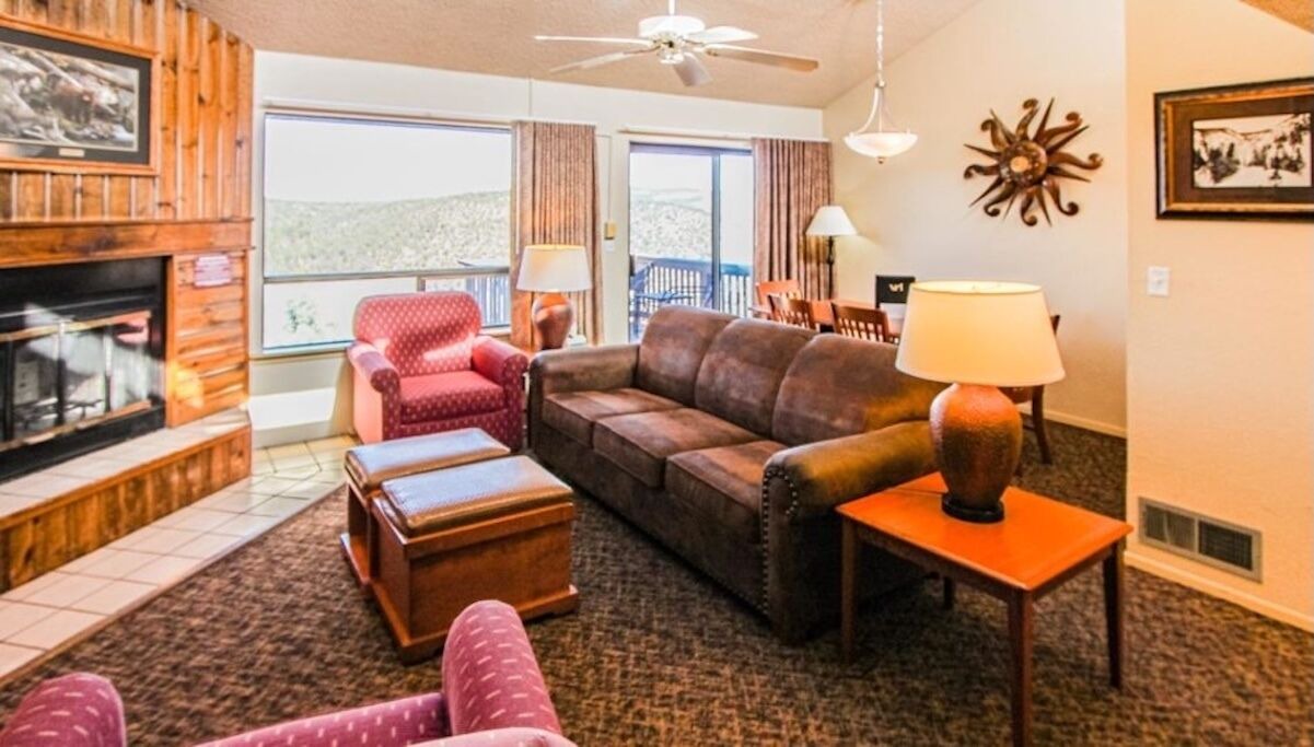 Photo of Livingroom in Ruidoso