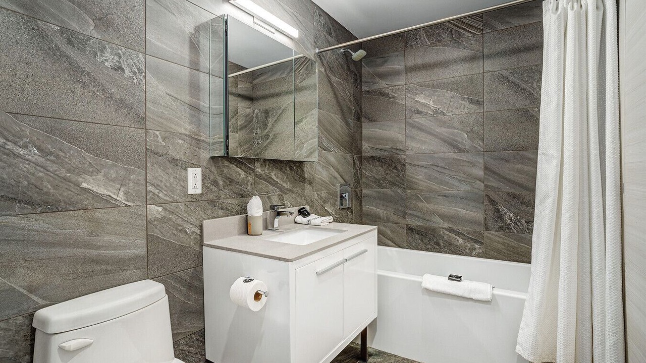 Photo of Bathroom in Quartier des Spectacles