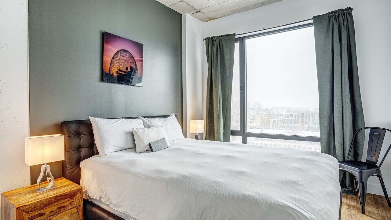 Photo of Bedroom in Quartier des Spectacles