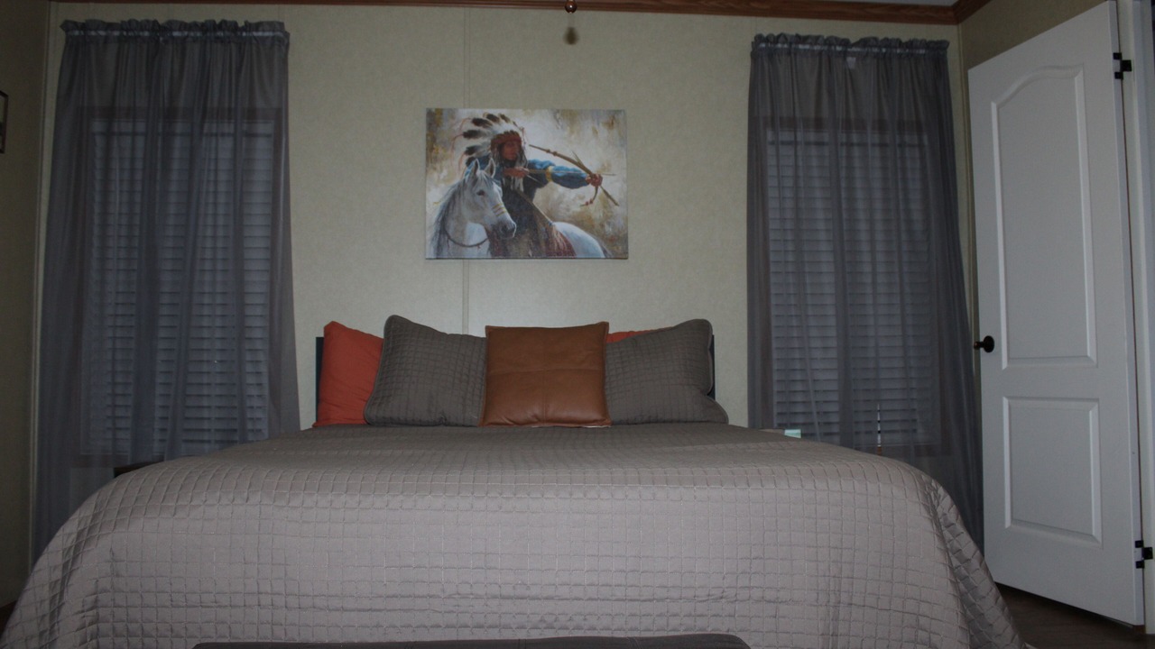 Photo of Bedroom in Elk County