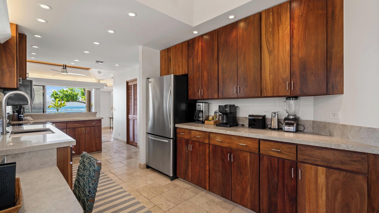 Photo of Others in Historic Lahaina Front Street