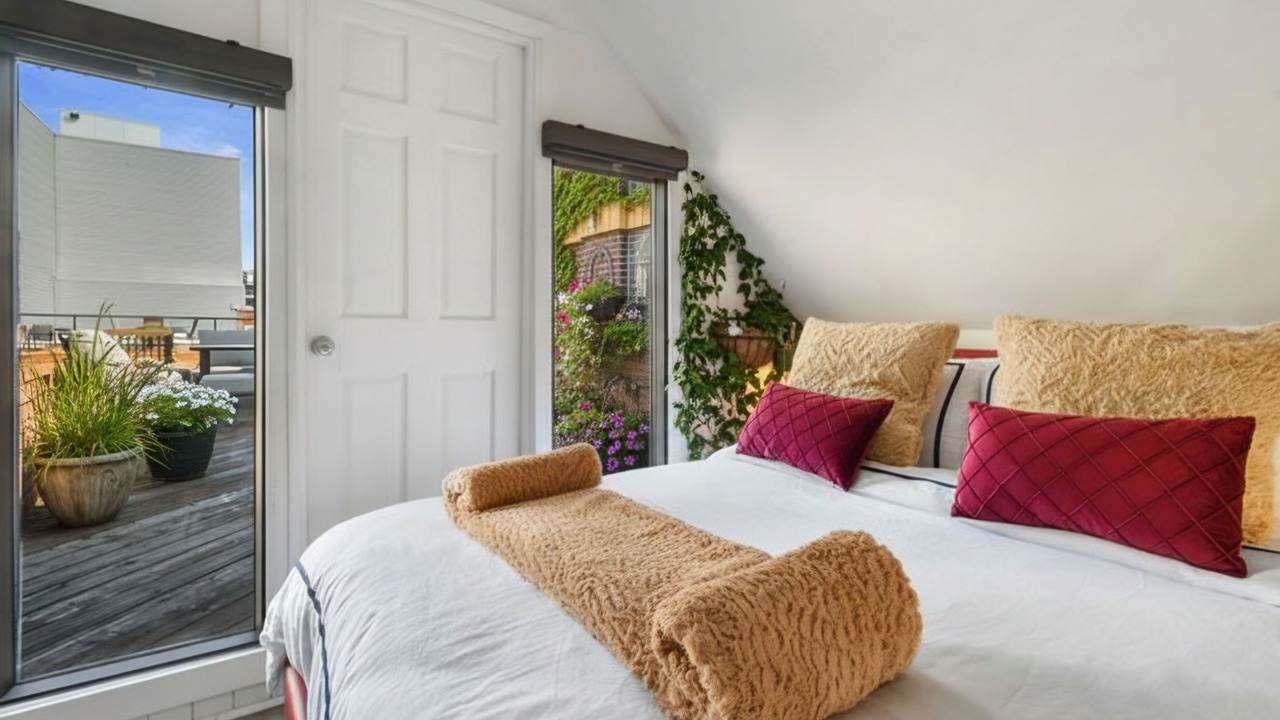 Photo of Bedroom in Old Montreal