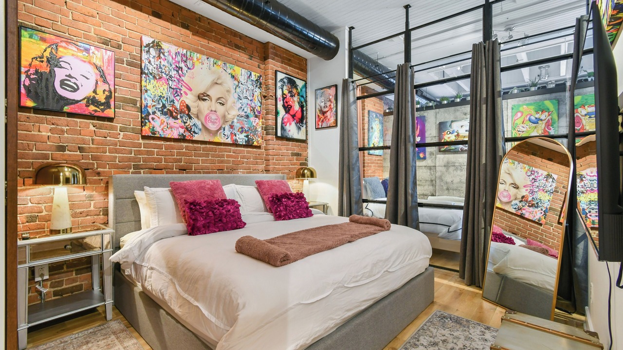 Photo of Bedroom in Old Montreal