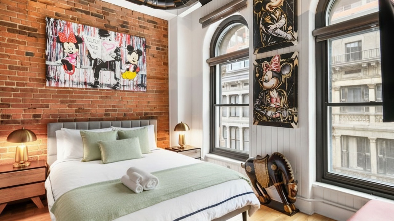 Photo of Bedroom in Old Montreal