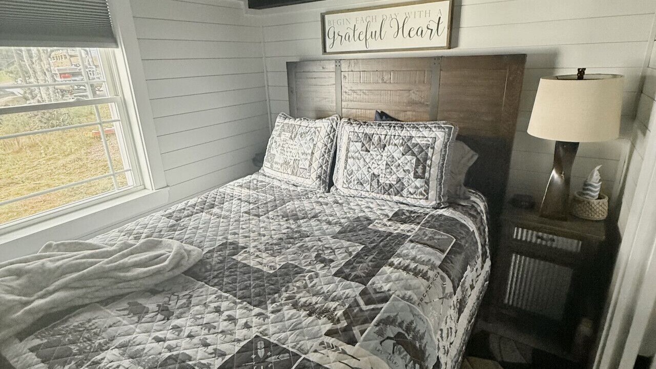 Photo of Bedroom in Baileyville