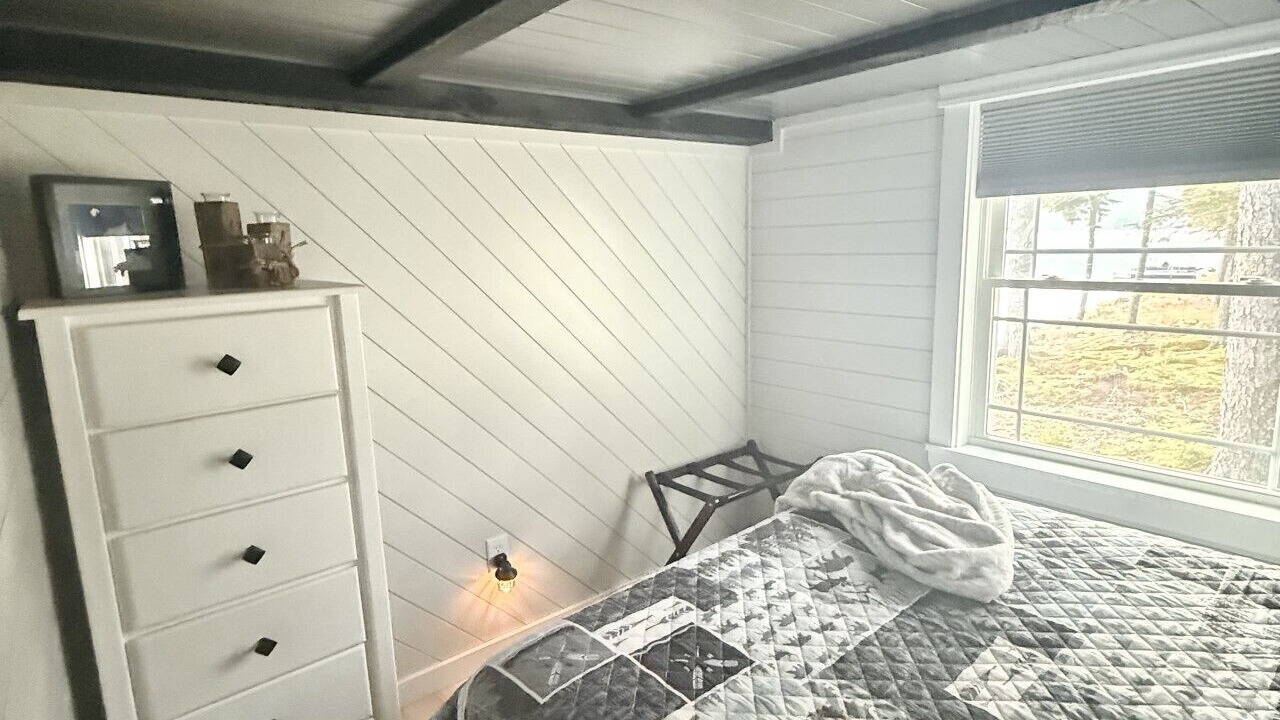 Photo of Bedroom in Baileyville