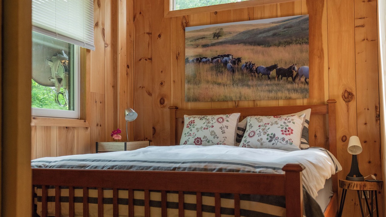 Photo of Bedroom in Marlboro