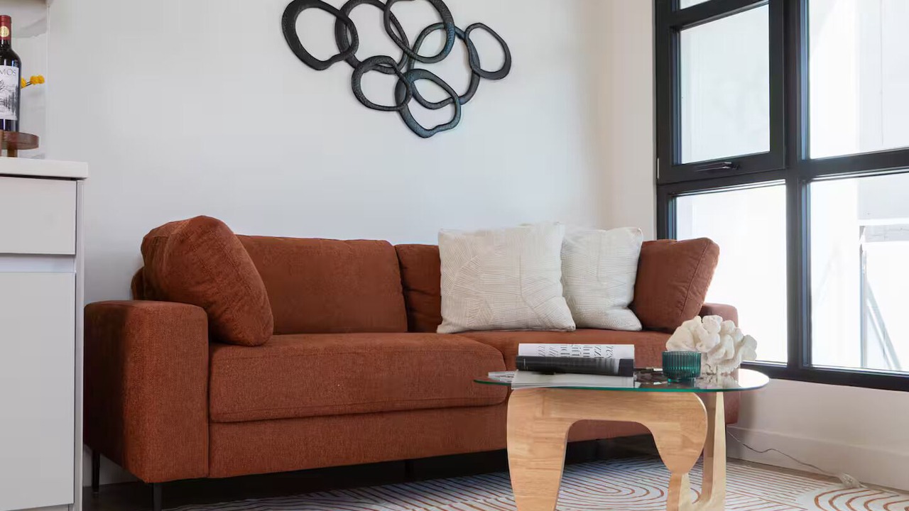 Photo of Livingroom in Downtown