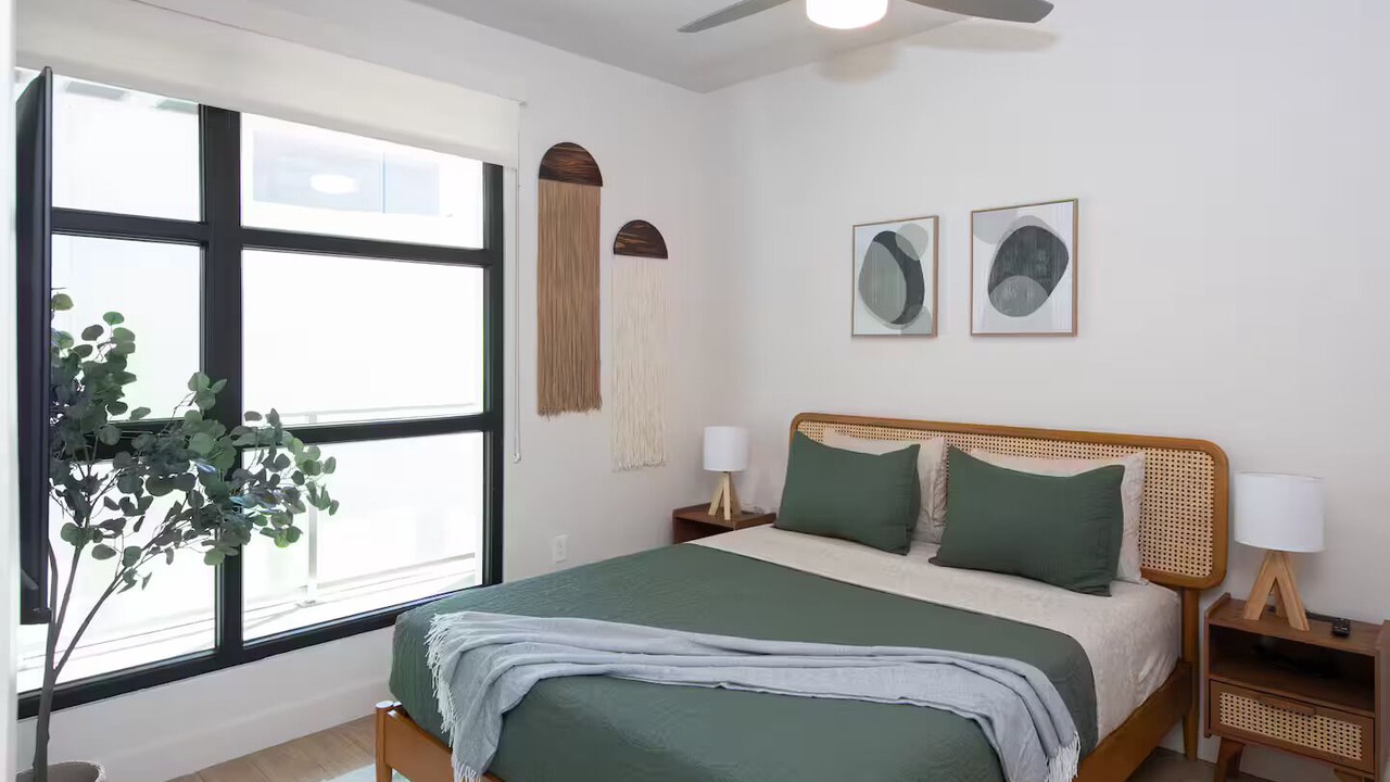Photo of Bedroom in Downtown