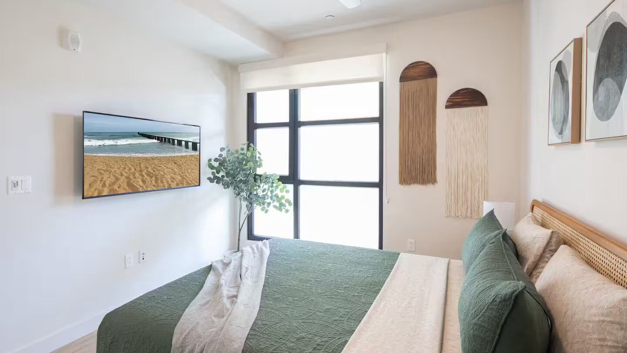Photo of Bedroom in Downtown