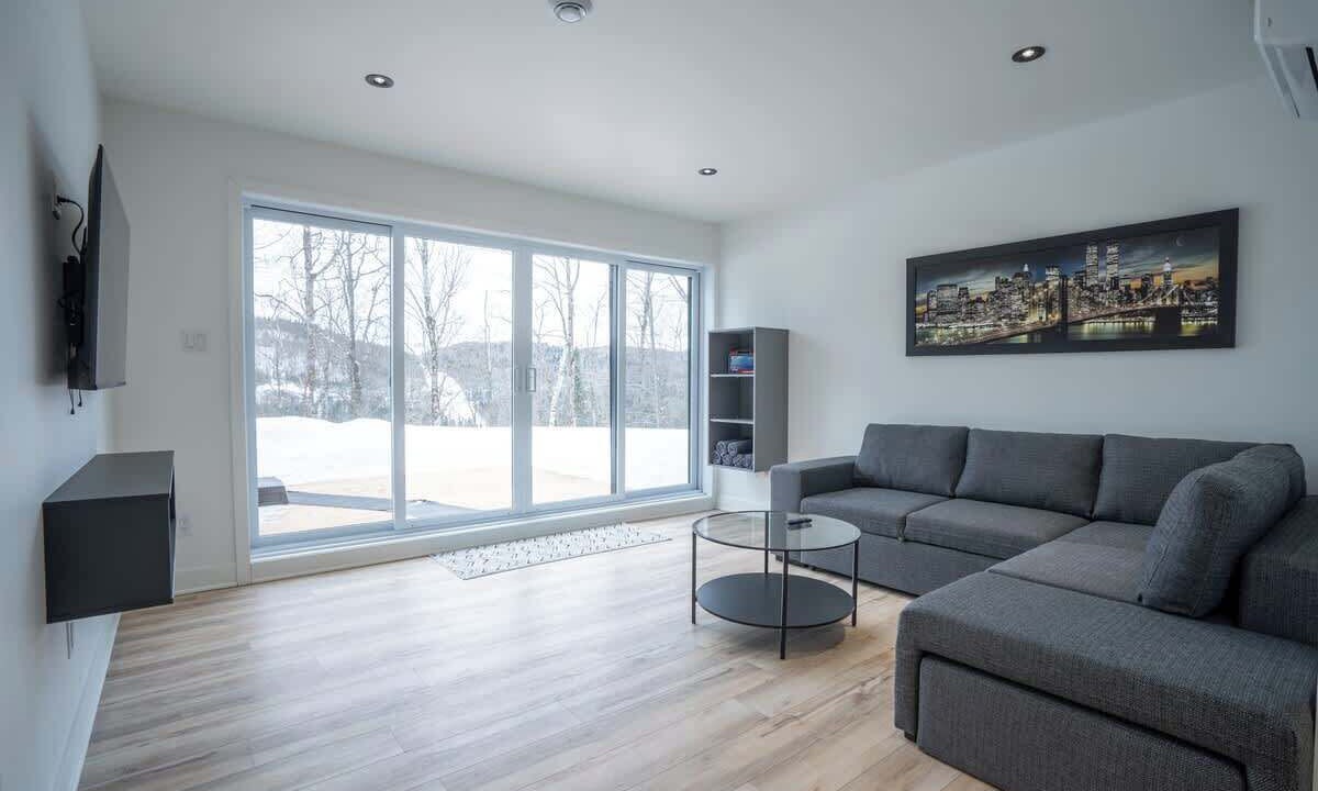 Photo of Livingroom in Saint-Faustin-Lac-Carre