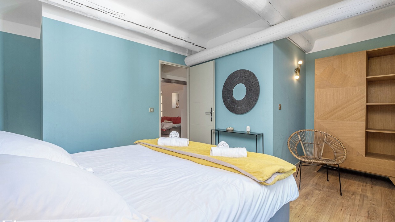 Photo of Bedroom in Lourmarin