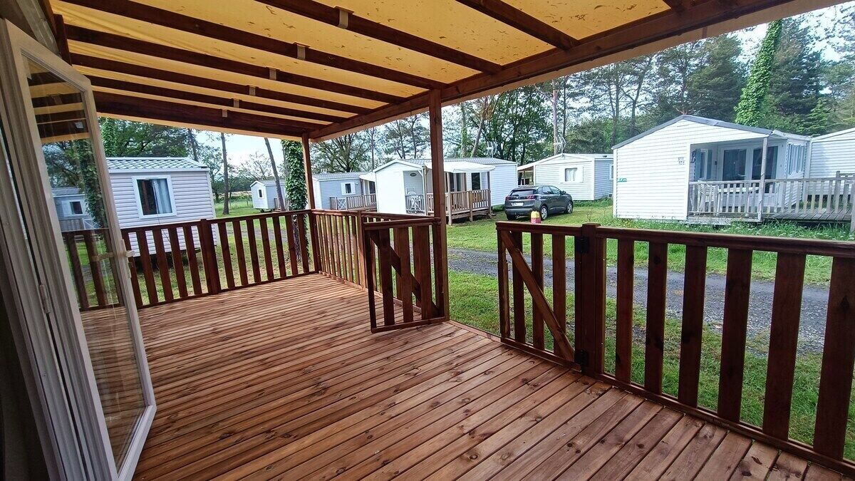 Photo of Patio Balcony in La Boissiere-de-Montaigu
