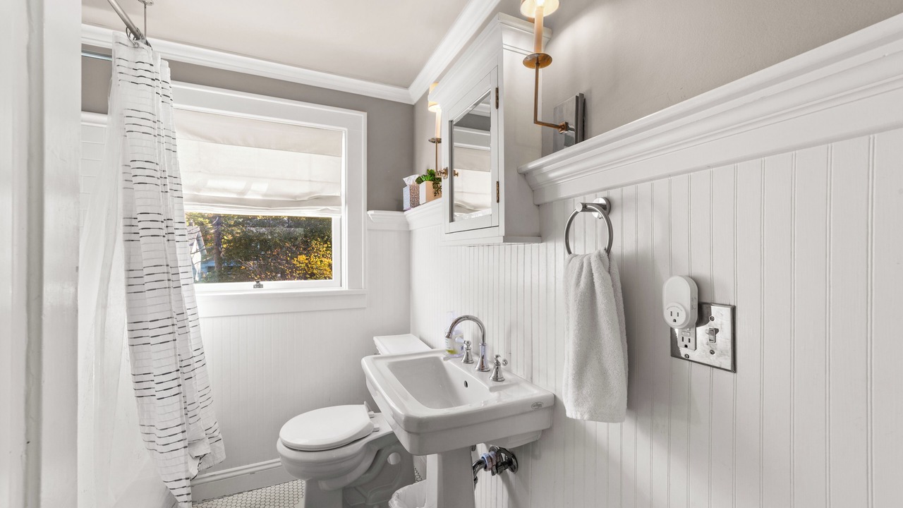 Photo of Bathroom in Cleveland