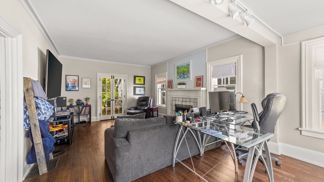 Photo of Bedroom in Cleveland