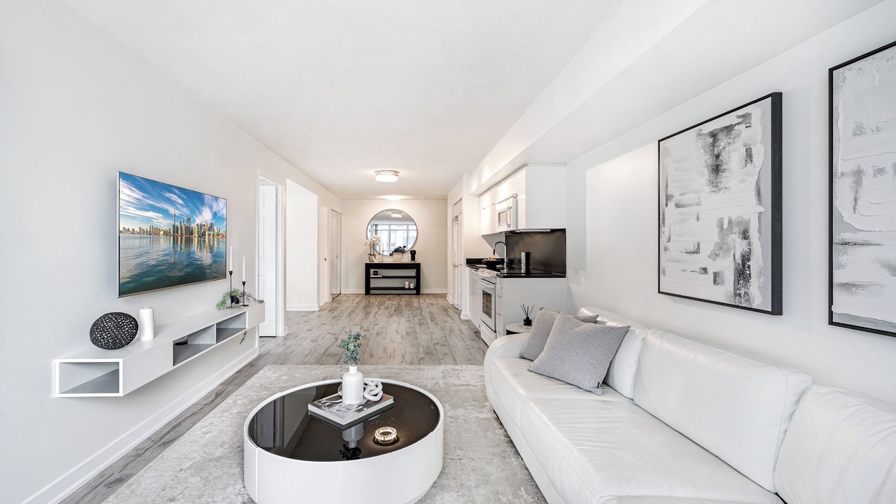 Photo of Livingroom in Lakeview