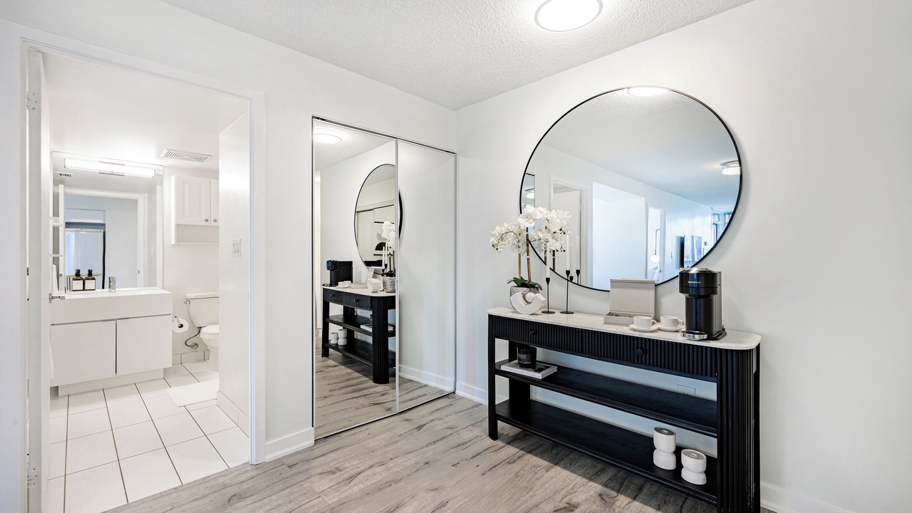 Photo of Bathroom in Lakeview
