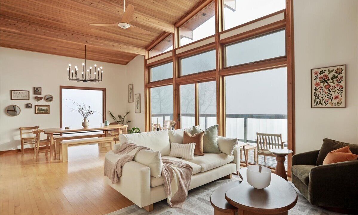 Photo of Livingroom in Martinsburg