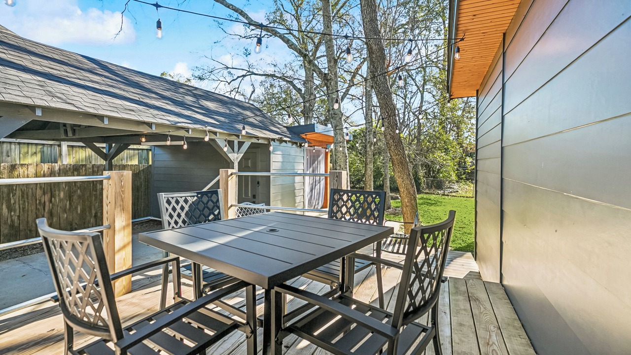 Photo of Outdoor in Highlands - Perkins