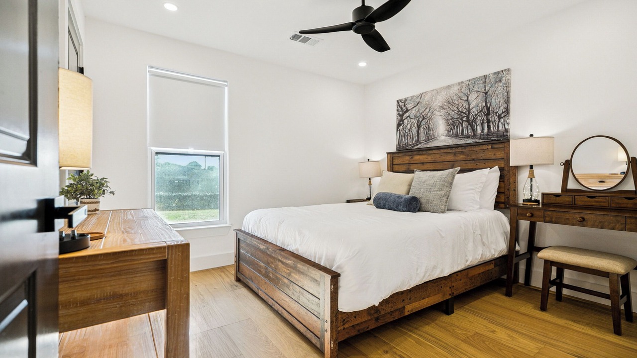 Photo of Bedroom in Highlands - Perkins