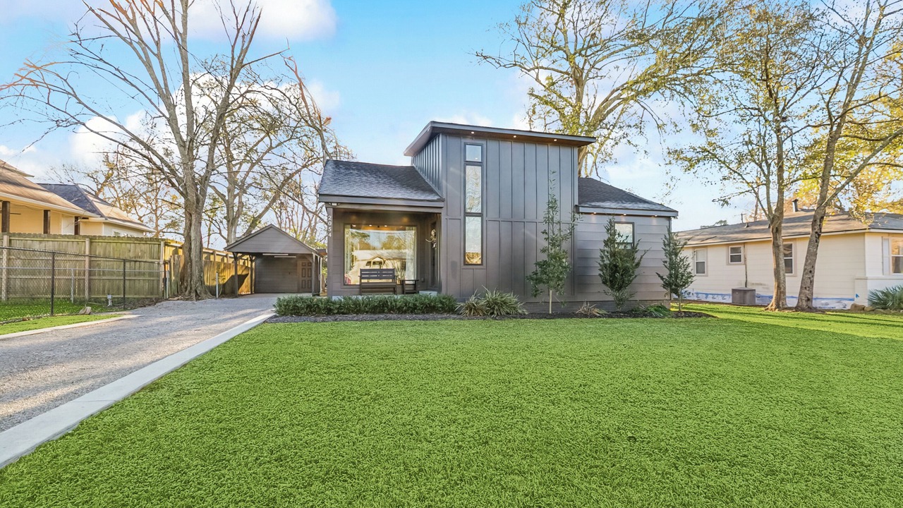 Photo of Outdoor in Highlands - Perkins