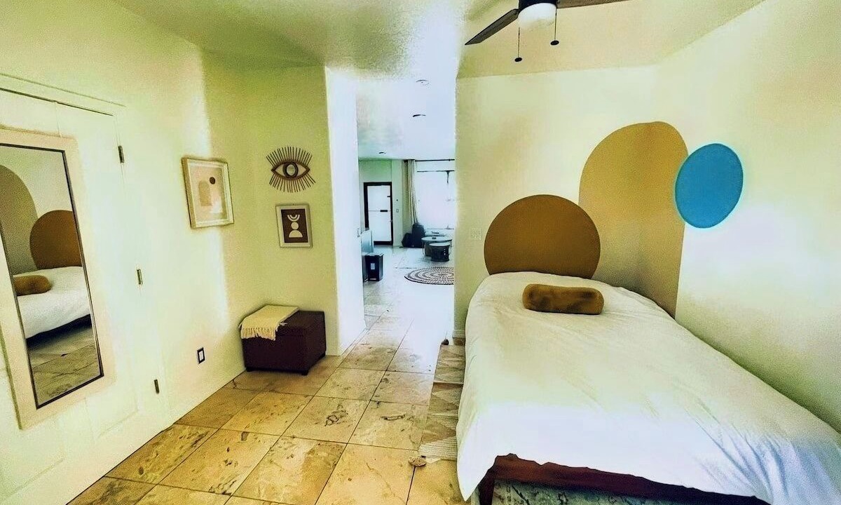 Photo of Bedroom in Nob Hill