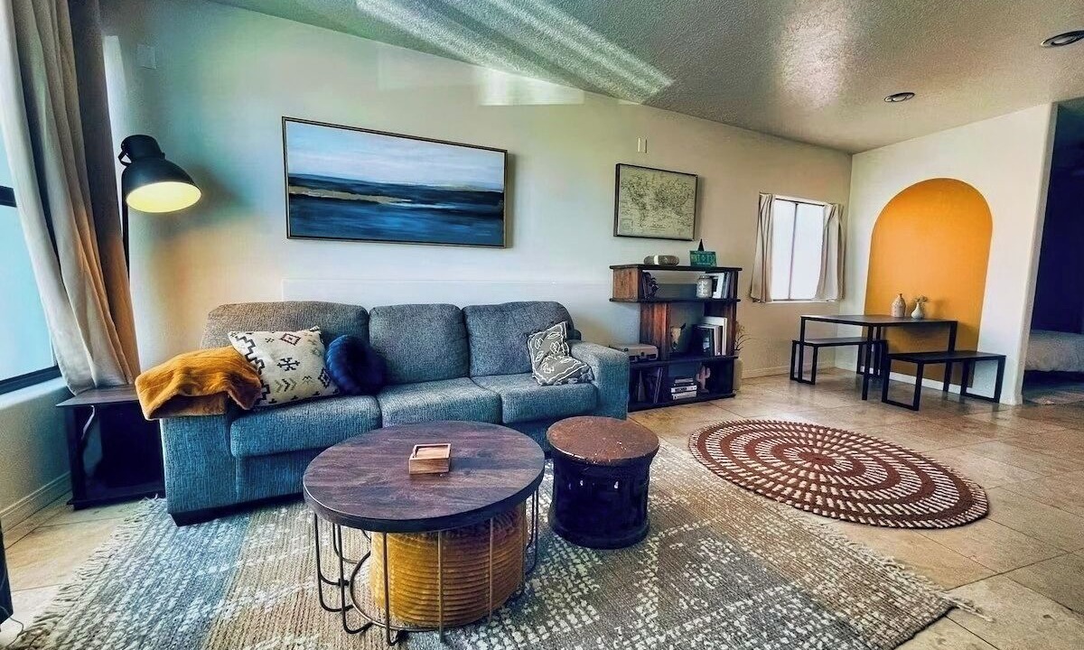 Photo of Livingroom in Nob Hill