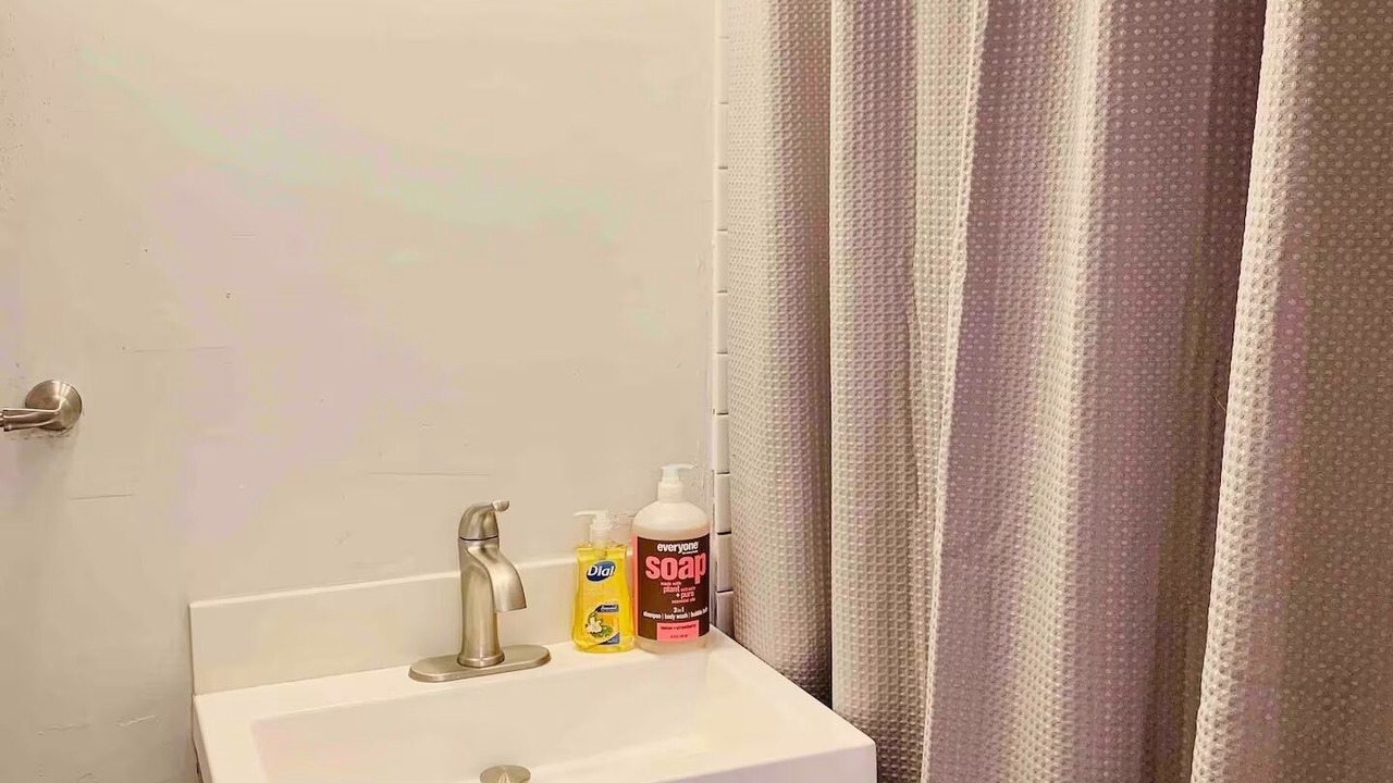 Photo of Bathroom in Sharpstown