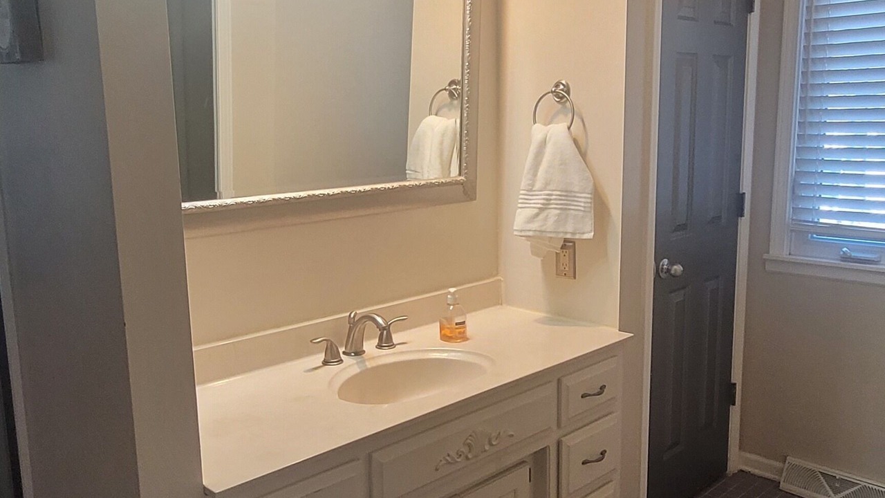 Photo of Bathroom in Harrisonville