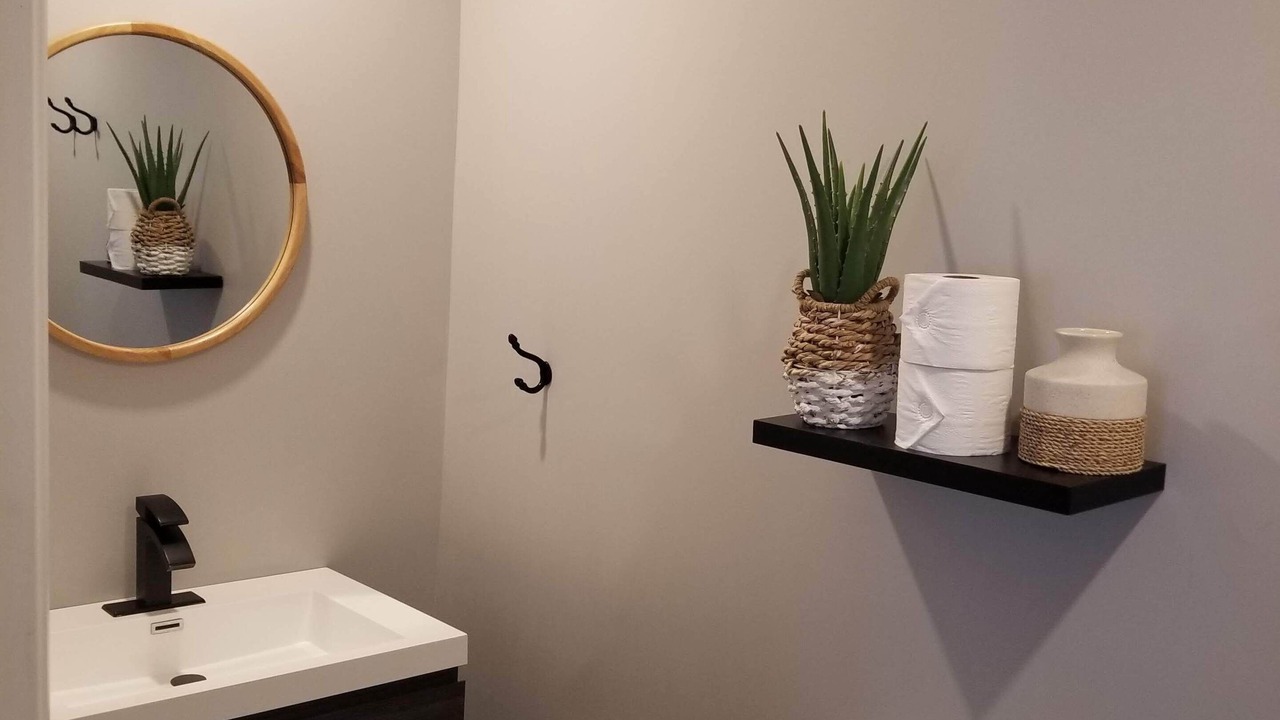 Photo of Bathroom in Duhamel